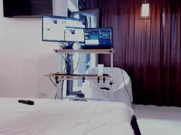 Chaturbate Best live sex cam show of aryahunt