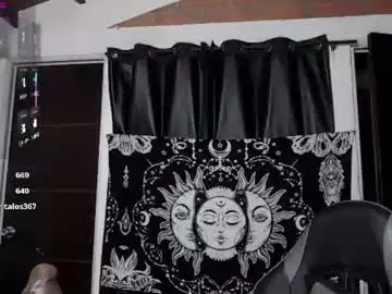 Chaturbate Watch Live Sex Cams of morganmoon1