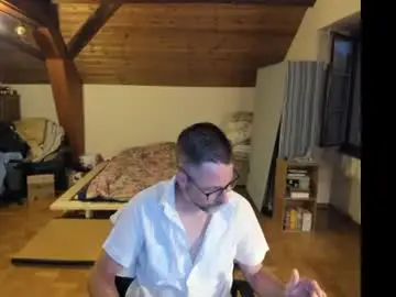 Chaturbate Live Porn of supersquirrel81