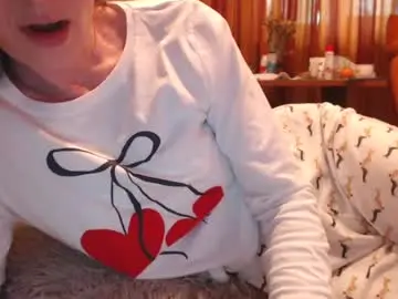 Chaturbate Watch Live Sex Cams of andrasweetie