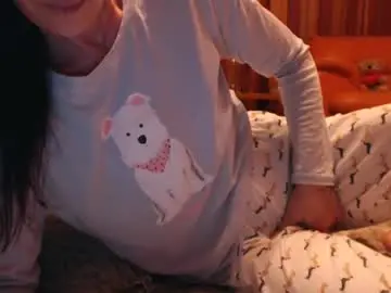 Chaturbate Live Sex Cam of andrasweetie
