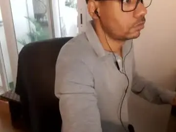 Chaturbate Best live sex cam show of jamielonnas