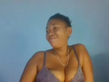 Chaturbate Live Sex Cam of raiisaaa