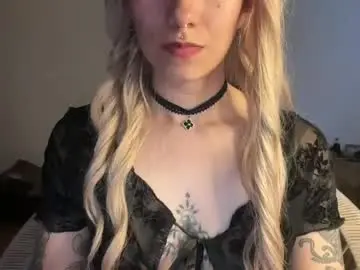 Chaturbate Nude Webcam of trinitysecrets