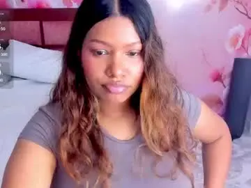 Chaturbate Live Sex Cam of thais_waldrof