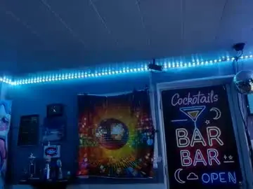 Chaturbate Watch Live Sex Cams of kiveuxmakeu