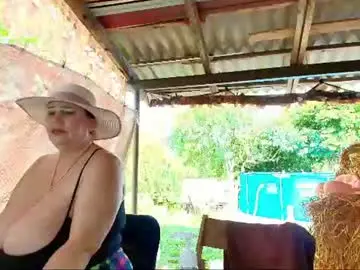 Chaturbate Live Sex Cam of merelin_gold