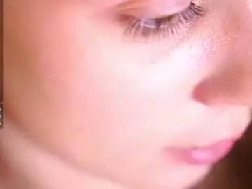 Chaturbate Live Sex Cam of the_truewoman_show
