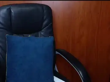 Chaturbate Best live sex cam show of melika_sweet