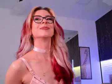 Chaturbate Free Porn Cam of cindefucknrella