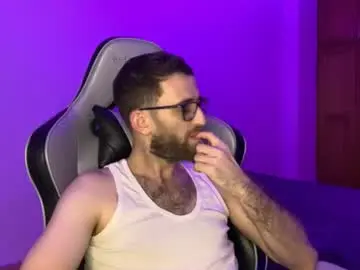 Chaturbate Live Sex Cam of brulink103