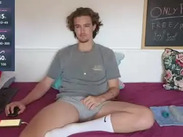 Chaturbate Best live sex cam show of alex83530