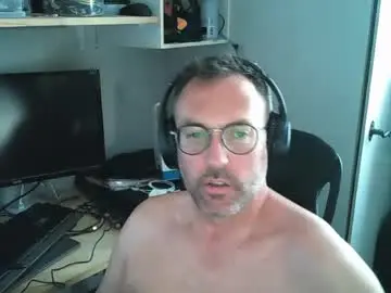 Chaturbate Live Sex Cam of kelvin06133