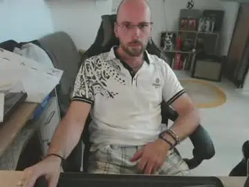 Chaturbate Adult Webcam of mikmik91