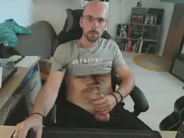 Chaturbate Free Live Porn of mikmik91