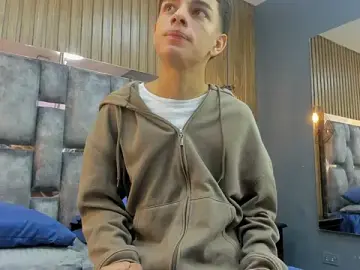Stripchat Live Porn of owen__johnson