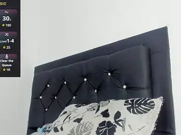 Stripchat Live Porn of santi_brown
