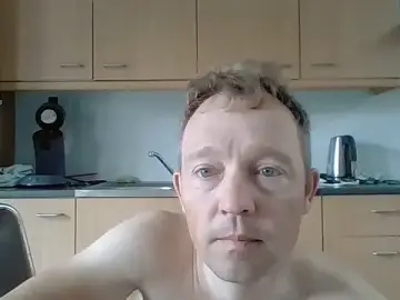 Stripchat Live Sex Cam of bertolini