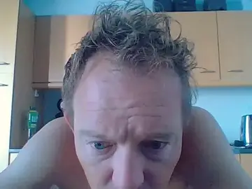 Stripchat Watch Live Sex Cams of bertolini
