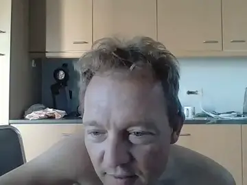Stripchat Live Porn of bertolini