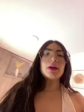 Stripchat Nude Webcam of Mia_222
