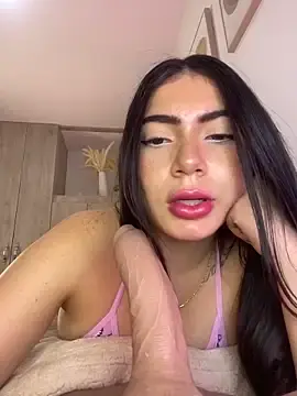 Stripchat Live Sex of Mia_222