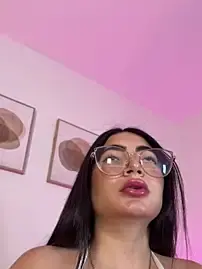 Stripchat Live Sex Cam of Mia_222