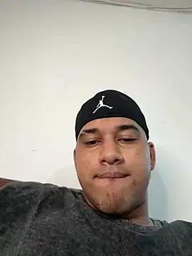 Stripchat Adult Video Chat of evan_hardy
