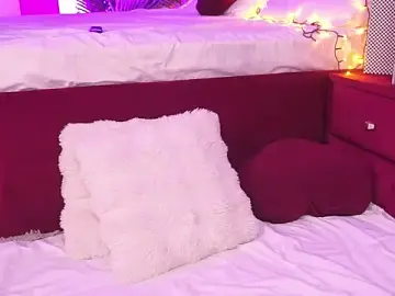 Stripchat Best Webcam of Kira_Krush