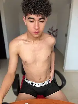 Stripchat Live Sex of DavidfullOFlove