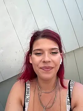 Stripchat Nude Webcam of RiriRoseey