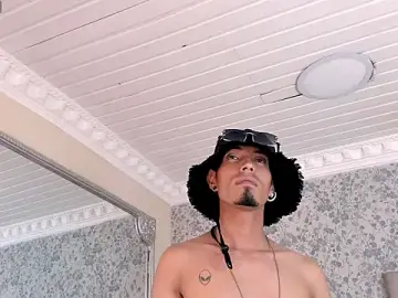 Stripchat Live Sex of NoaahTylor