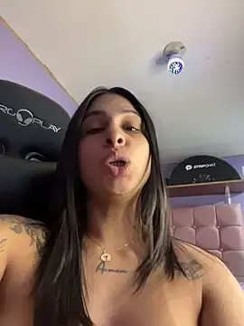 Stripchat Free Porn Cam of charlotte_stevenss_