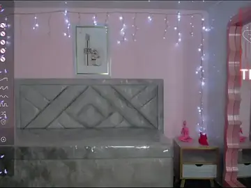 Stripchat Free Porn Cam of m_eris_s