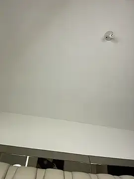 Stripchat Free Porn Cam of ALISSON_FOXXX1