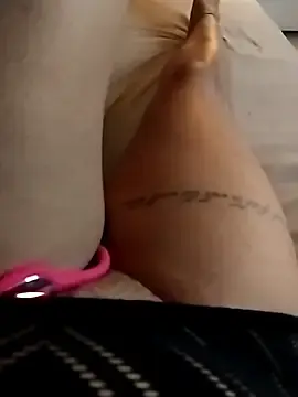 Stripchat Free Porn Cam of MarochienneAnissa