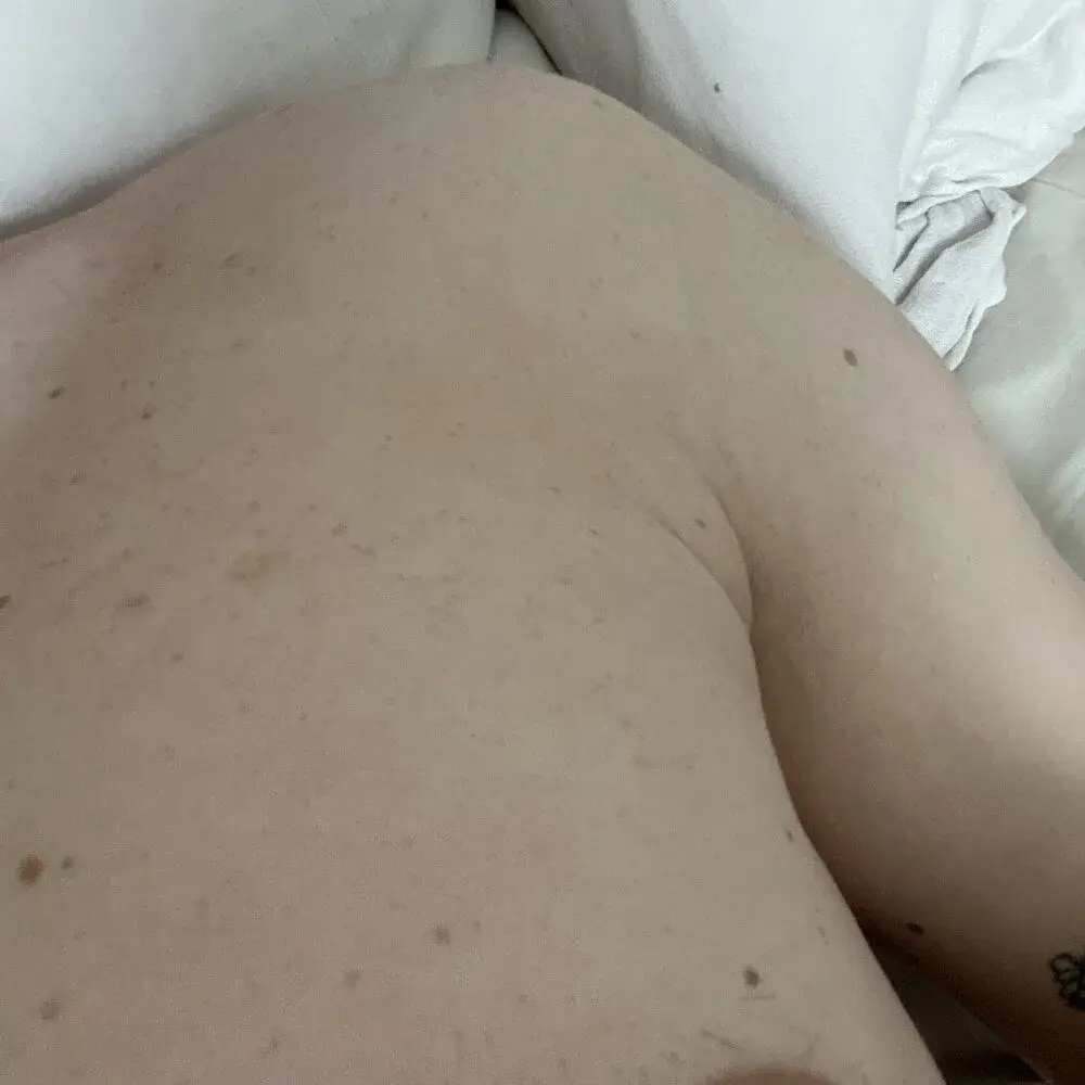 enzoyoungbisex