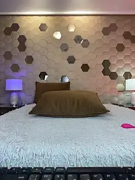 Stripchat Best live sex cam show of XLindaMilfX