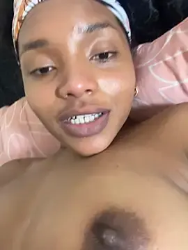 Stripchat Sex Chat of Ebony_love07