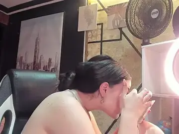 Stripchat Live Porn of ChannelWhite_