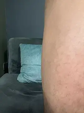 Stripchat Live Sex Cam of lazzon_bastion