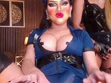 Stripchat Best live sex cam show of BigCockLatinaTS