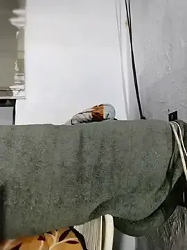 Stripchat Live Sex of eroos_twink