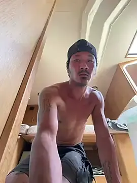 Stripchat Live Sex Cam of juniiorre