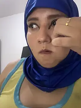 Stripchat Free Porn Cam of hannahayat