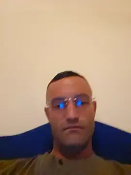 Stripchat Nude Webcam of enricso
