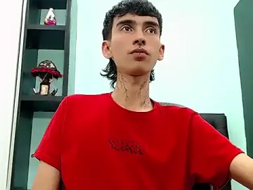 Stripchat Sex Chat of ttimy_x_boy