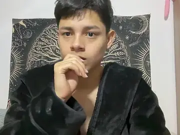 Stripchat Live Sex of Andy_Belier23