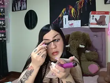 Stripchat Sex Chat of Emmie_Hot
