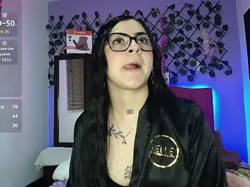 Stripchat Free Live Porn of Emmie_Hot